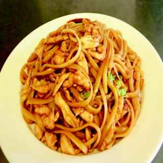 Kö60 - Teriyaki szószos tészta csirkehússal