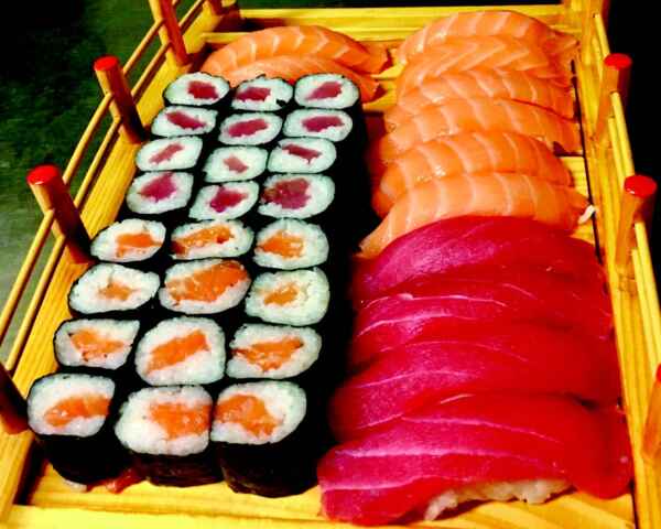 Su274 - 12 db vegyes nigiri, 24 db vegyes maki