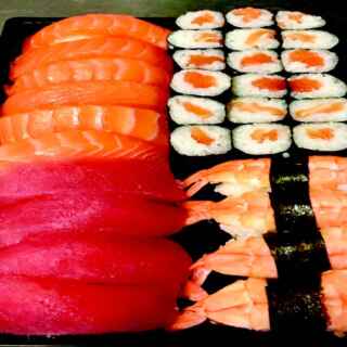 Su288 - 18 vegyes nigiri, 18 lazac maki