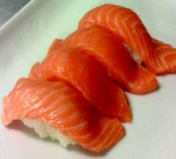 Su46 -Lazac nigiri 4db