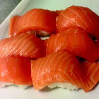 Su47 - Lazac nigiri 6db