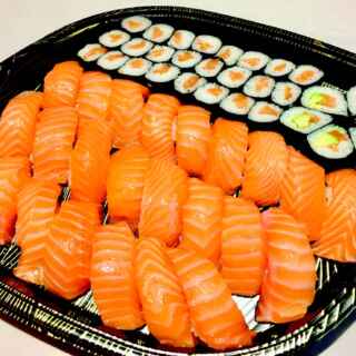 Su523 - Sushi maki vegyes tál